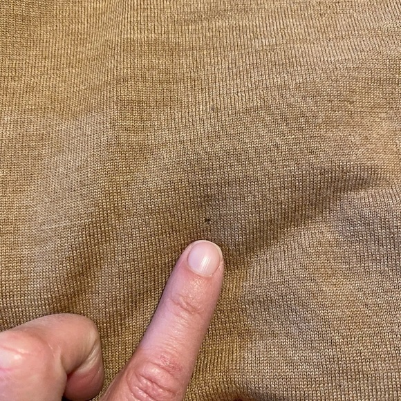 J Crew Merino Wool Caramel V-Neck Sweater Sz XS - Picture 3 of 9